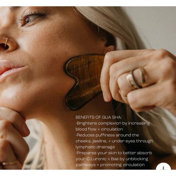 Gua Sha Facial Lifting Tool The Daily Essentials Co. Platinum Grade, Sculpting - Picture 2 of 5